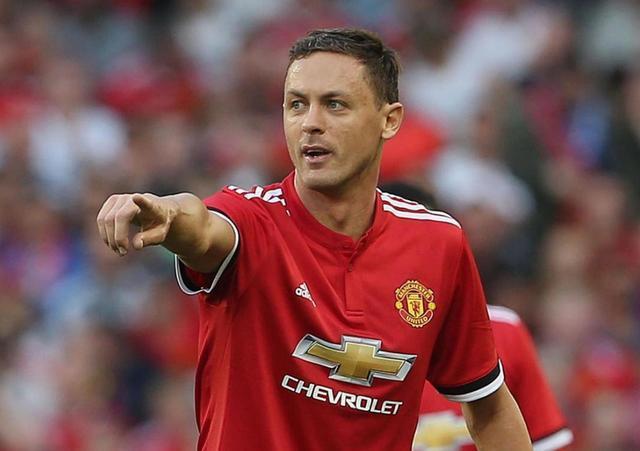 的助威下 的助威下