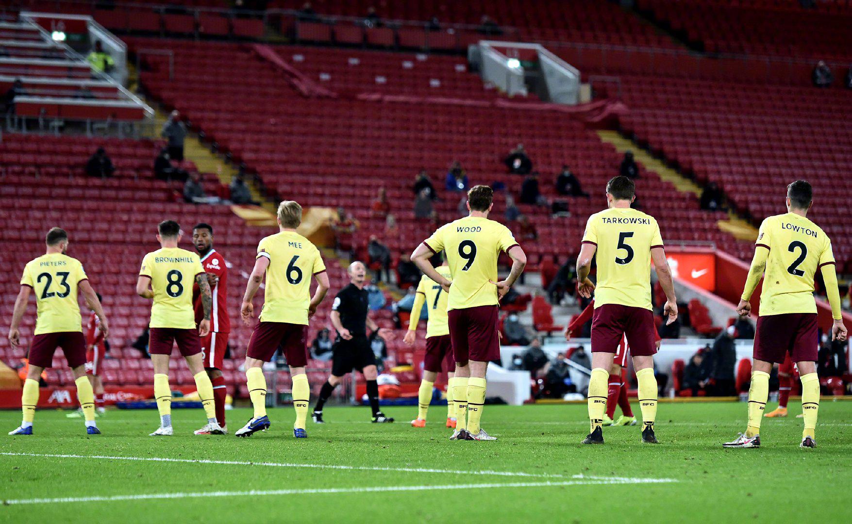 商业化的背 商业化的背