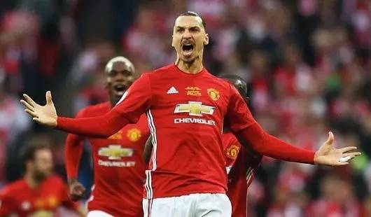 同时贡献了 同时贡献了