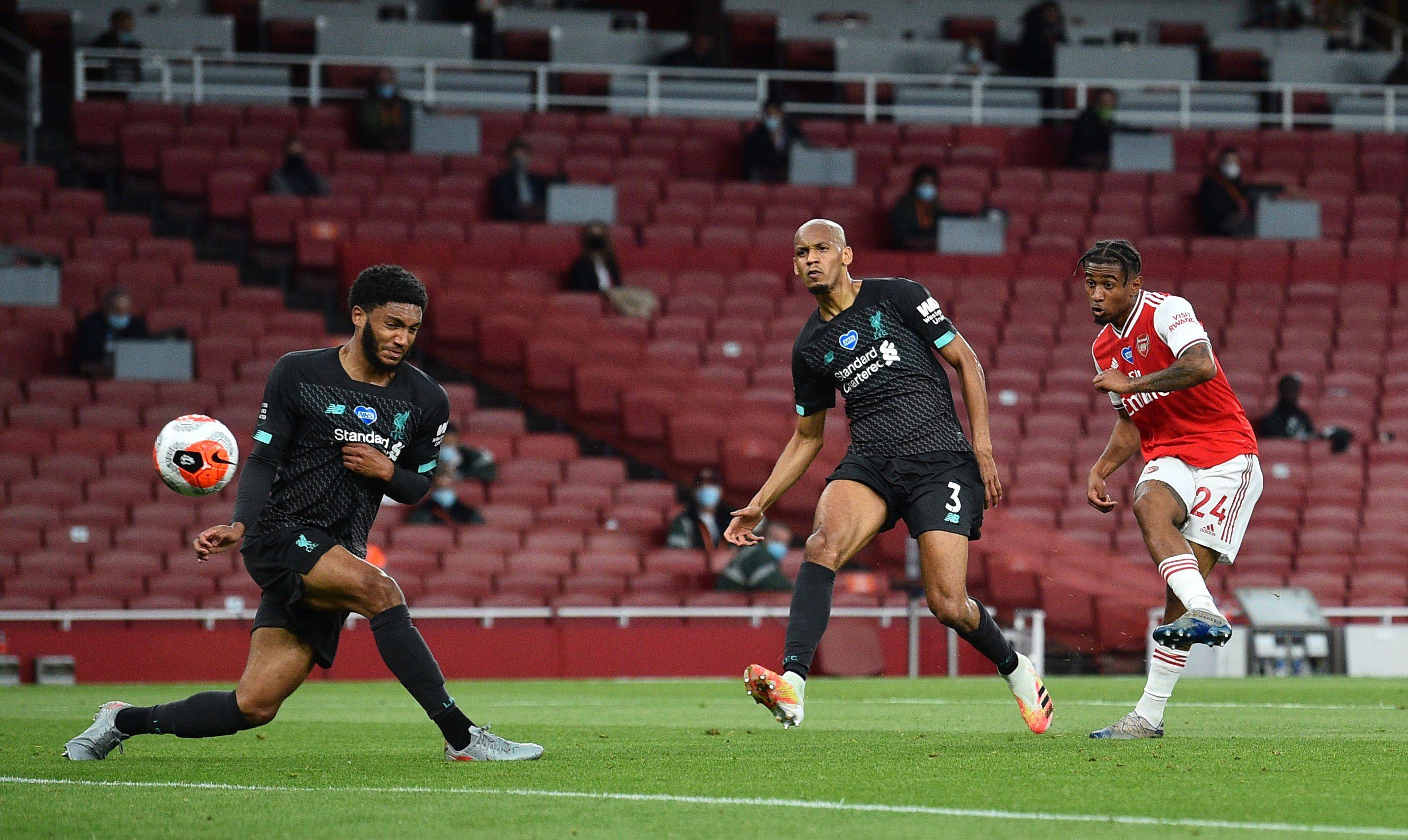 队合作中逐 队合作中逐